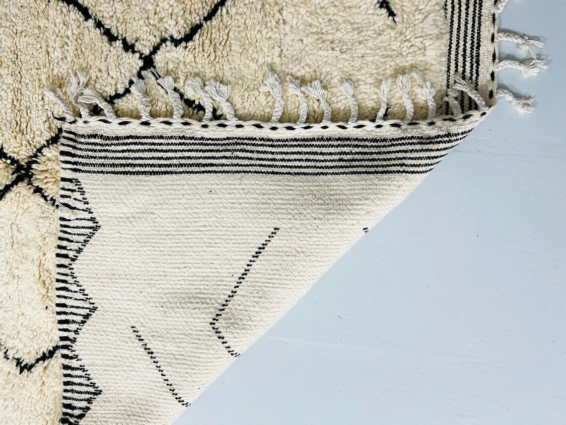 Caravan  Path Moroccan wool Rug